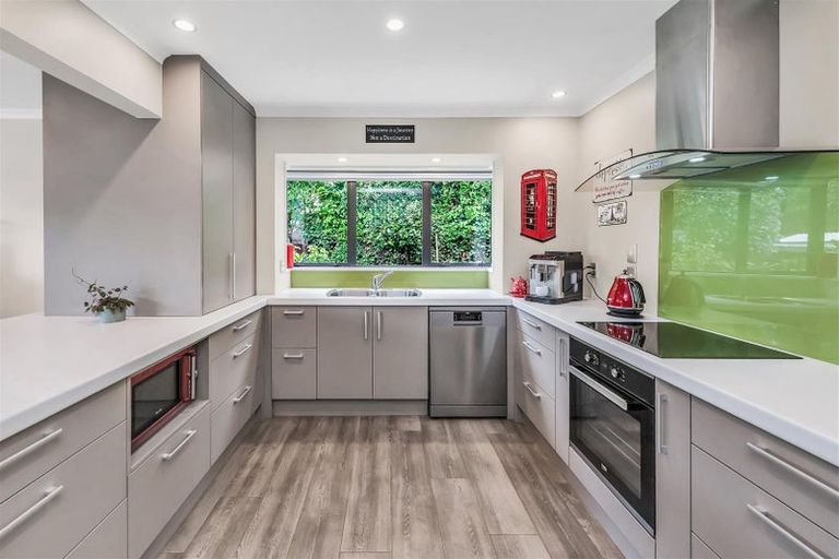 Photo of property in 34 Royleen Street, Casebrook, Christchurch, 8051