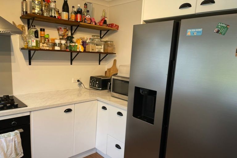 Photo of property in 13 Oaklands Grove, Clouston Park, Upper Hutt, 5018