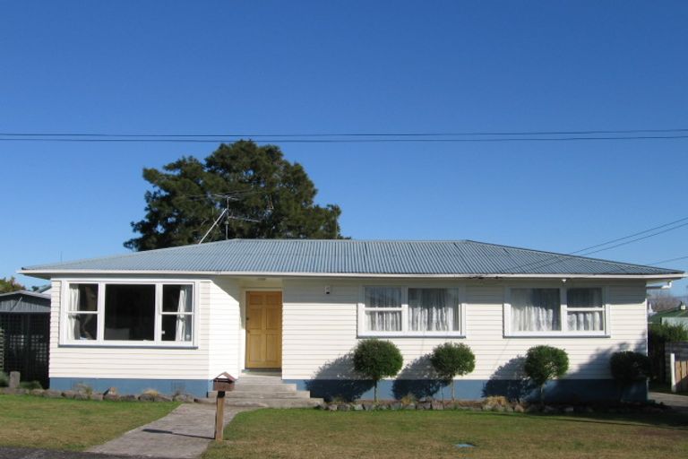 Photo of property in 26 Halberg Street, Papakura, 2110