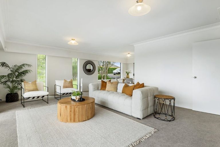 Photo of property in 4 Sispara Place, Beach Haven, Auckland, 0626