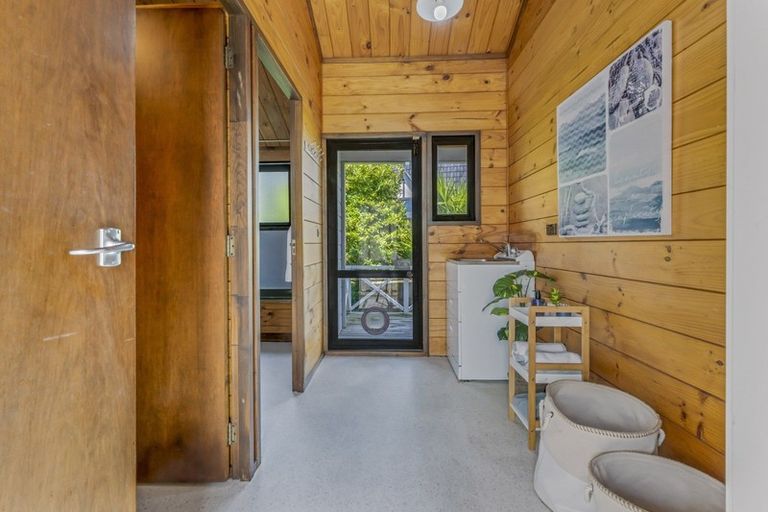 Photo of property in 43 Palmyra Way, Half Moon Bay, Auckland, 2012