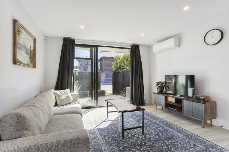 Photo of property in 1/8 New Brighton Road, Shirley, Christchurch, 8061