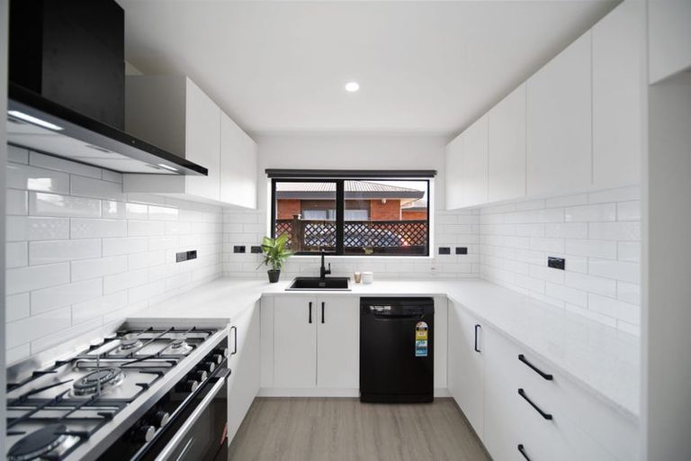 Photo of property in 14 Morewood Lane, Favona, Auckland, 2024