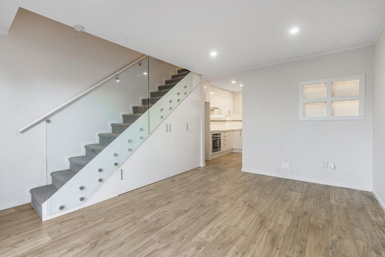 Photo of property in 5/14 Waipa Street, Birkenhead, Auckland, 0626