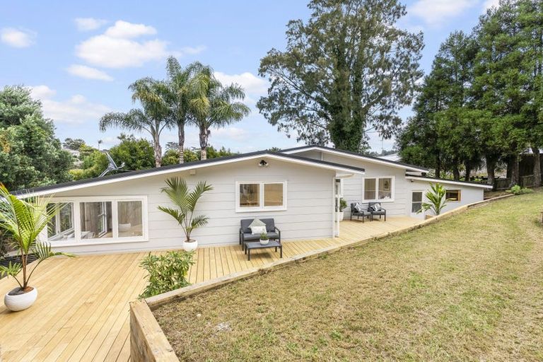 Photo of property in 36 Beaudine Avenue, Glenfield, Auckland, 0629