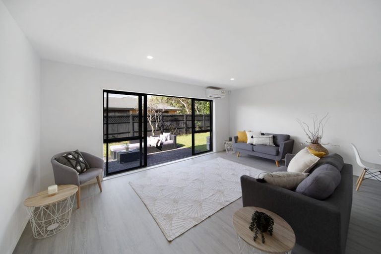 Photo of property in 14 Morewood Lane, Favona, Auckland, 2024