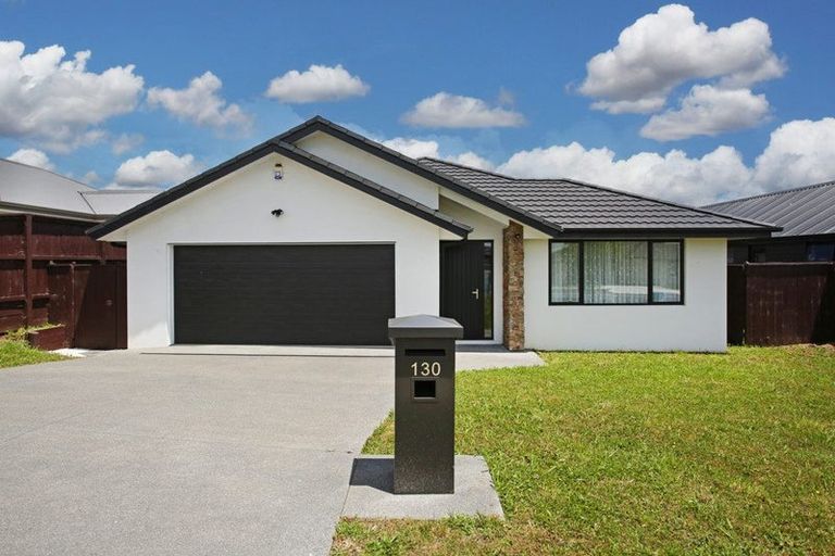 Photo of property in 130 Hitchen Road, Pokeno, 2402