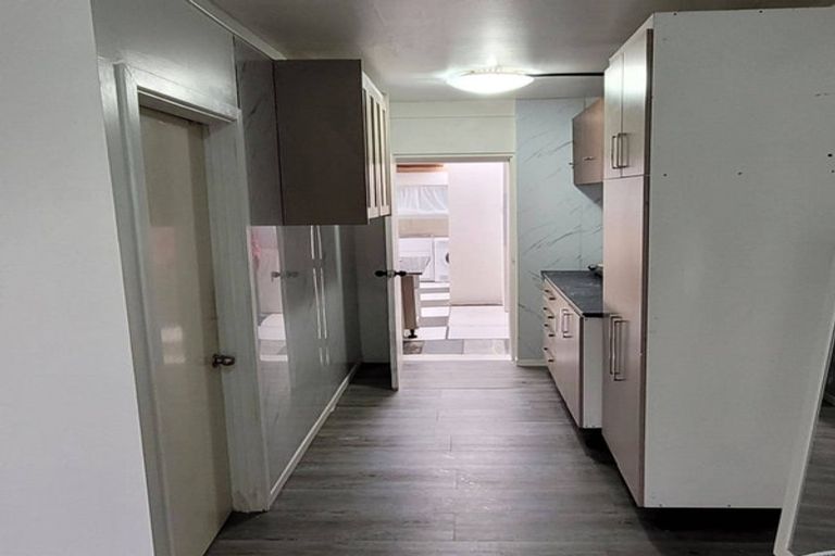 Photo of property in 32 Riverhills Avenue, Pakuranga Heights, Auckland, 2010