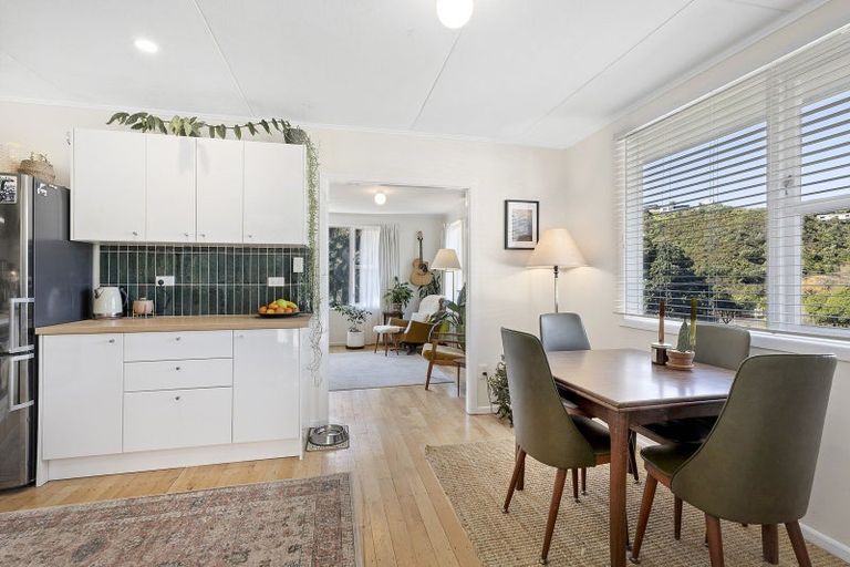 Photo of property in 121 Happy Valley Road, Owhiro Bay, Wellington, 6023