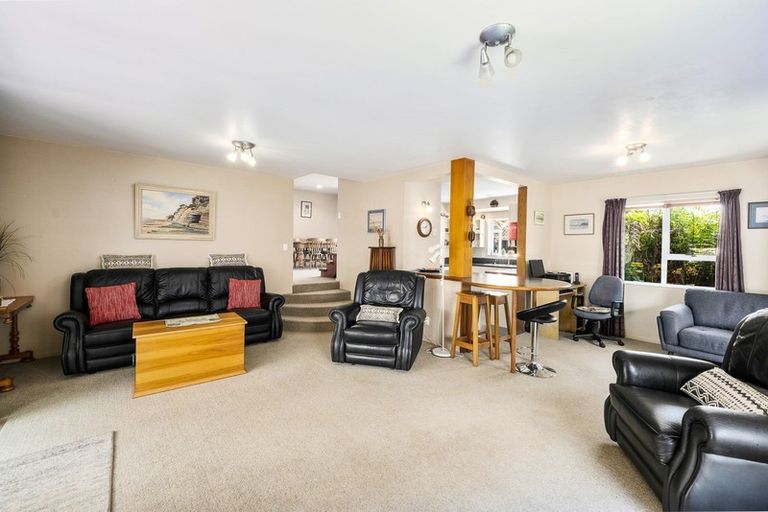 Photo of property in 102 Moana View Road, Waikawa, Picton, 7220