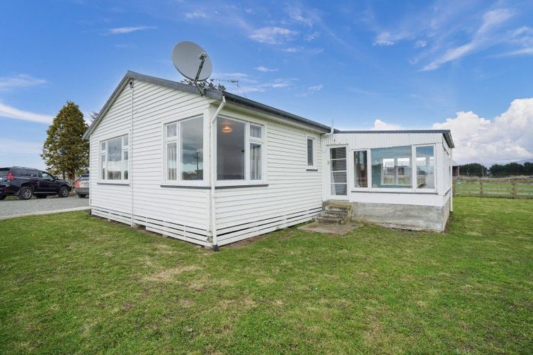 Photo of property in 565 Otautau Wreys Bush Road, Waikoura, Otautau, 9689