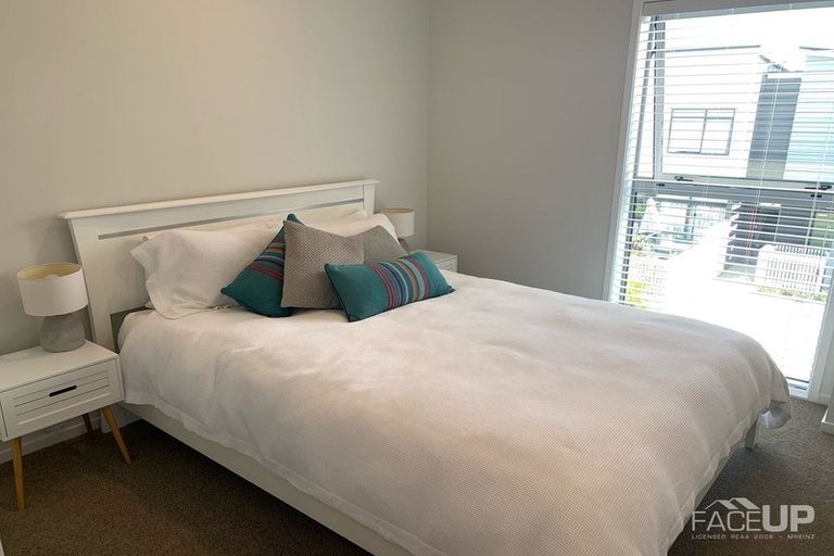 Photo of property in 13 Rangihina Road, Hobsonville, Auckland, 0616