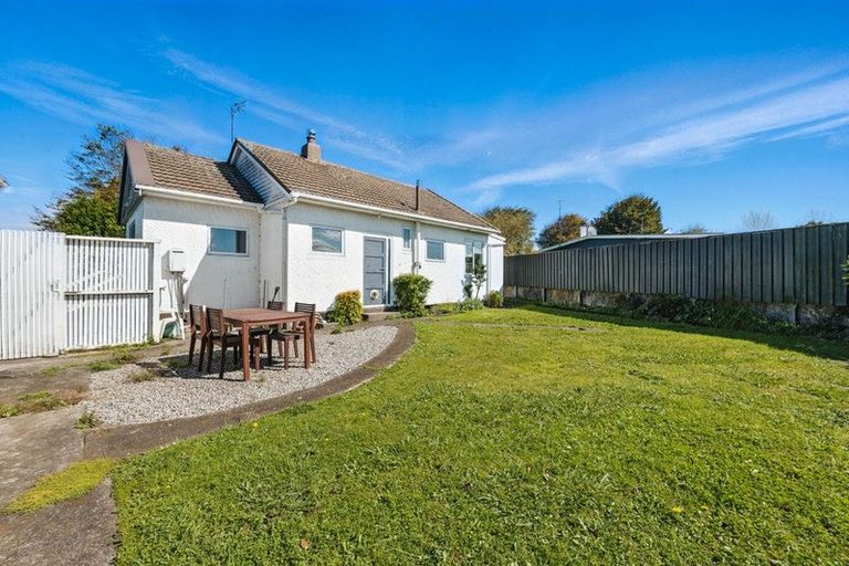 Photo of property in 466 Broadway, Stratford, 4332