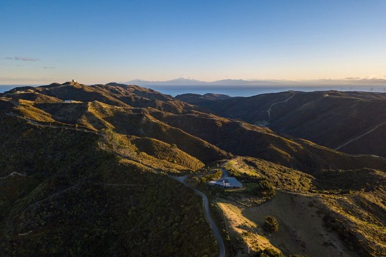 Photo of property in Long Gully Farm, 500 Hawkins Hill Road, Brooklyn, Wellington, 6021