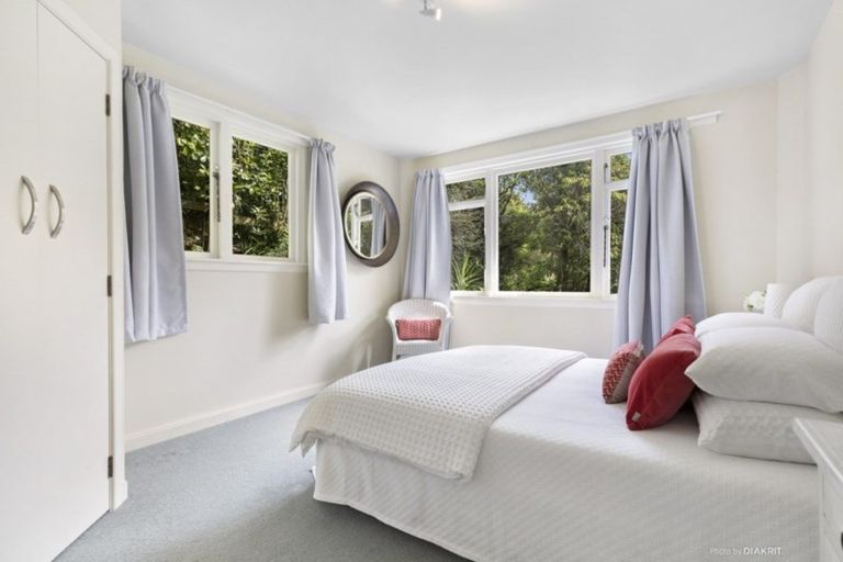 Photo of property in 70 Curtis Street, Northland, Wellington, 6012