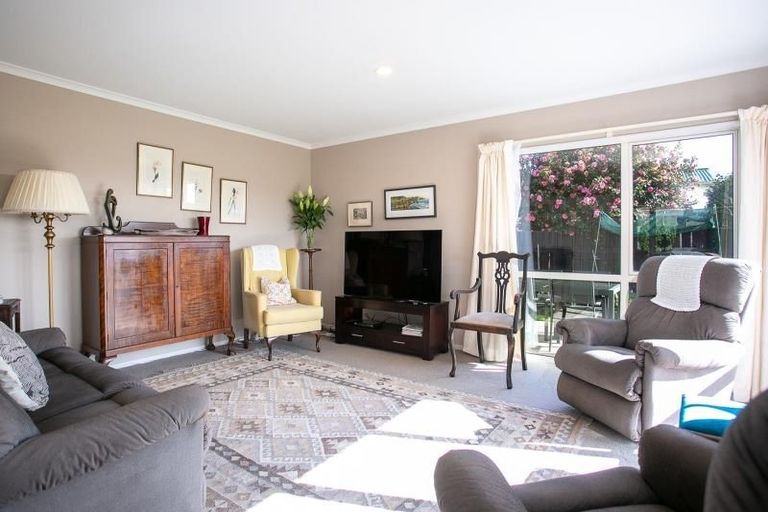 Photo of property in 191 Taylor Street, Cambridge, 3434