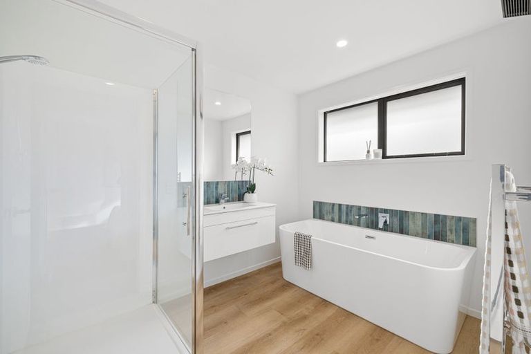 Photo of property in 12 Freeville Place, New Brighton, Christchurch, 8083