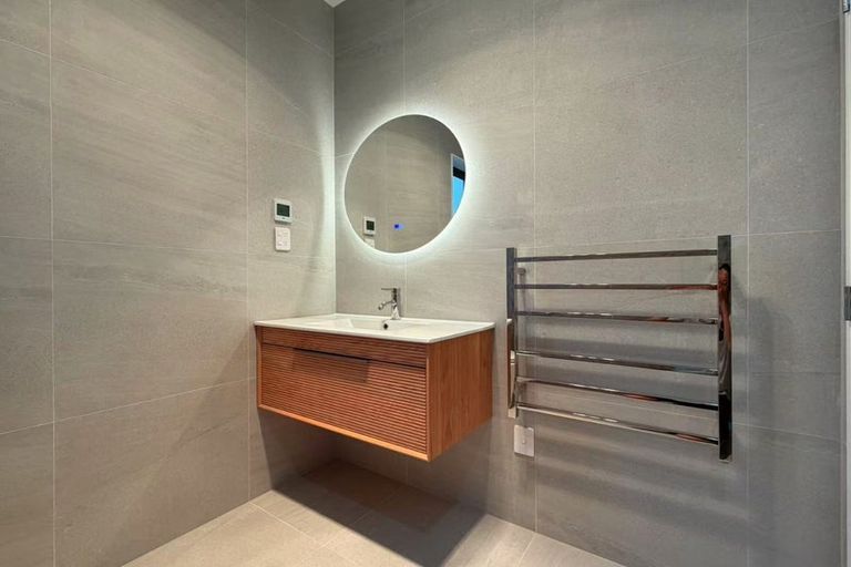 Photo of property in 11 Nerita Place, Long Bay, 0630