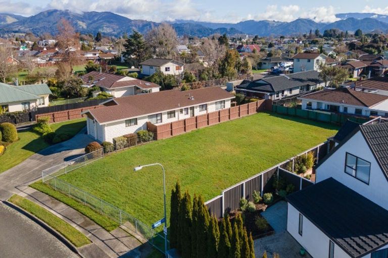 Photo of property in 10 Ledger Avenue, Motueka, 7120