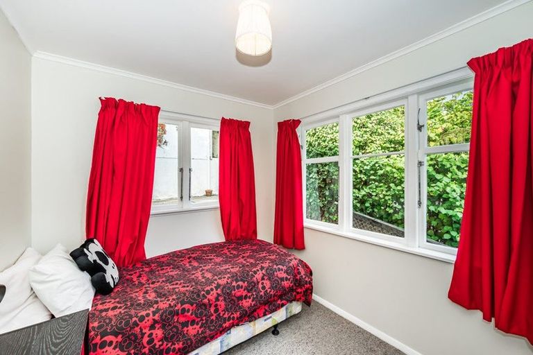 Photo of property in 9 Tennis Court Road, Raumati South, Paraparaumu, 5032