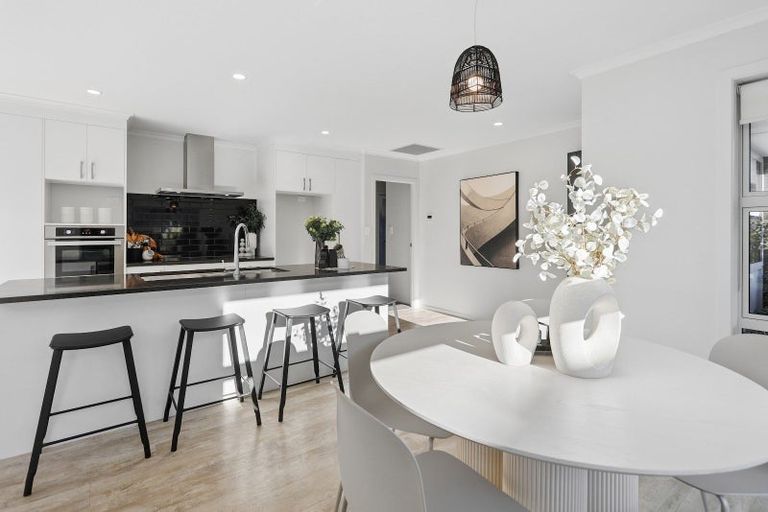 Photo of property in 79 Pakanga Grove, Pyes Pa, Tauranga, 3112