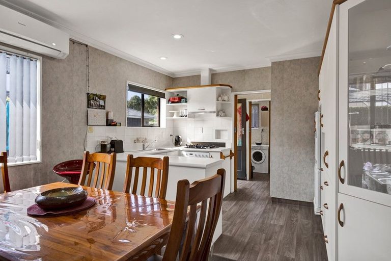 Photo of property in 10 Murdoch Street, Hawera, 4610