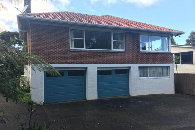 Photo of property in 41 Rimutaka Place, Titirangi, Auckland, 0604