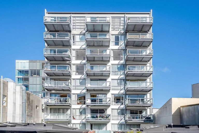 Photo of property in Sol Apartments, 23/37 Jessie Street, Te Aro, Wellington, 6011