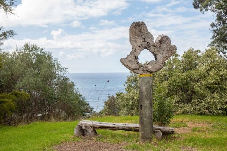 Photo of property in 515 Rockell Road, Whananaki, Hikurangi, 0181