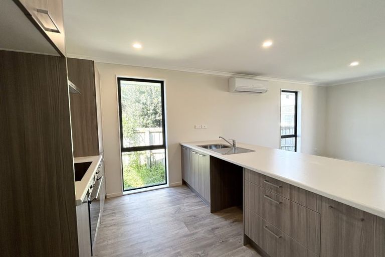 Photo of property in 87 Friedlanders Road, Manurewa, Auckland, 2102