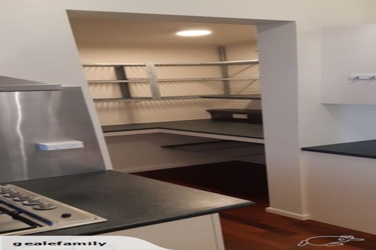 Photo of property in 18 Dundas Street, Seatoun, Wellington, 6022