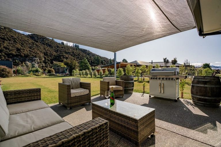 Photo of property in 1025 Aubrey Road, Albert Town, Wanaka, 9305
