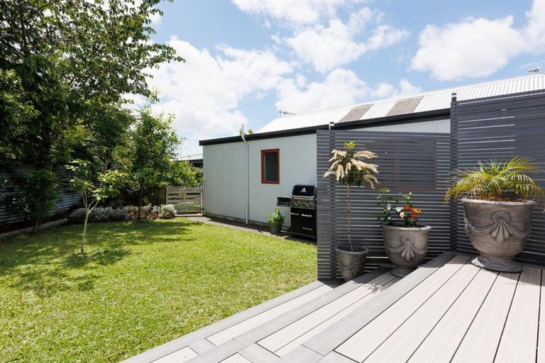 Photo of property in 120 Rugby Street, Awapuni, Palmerston North, 4412