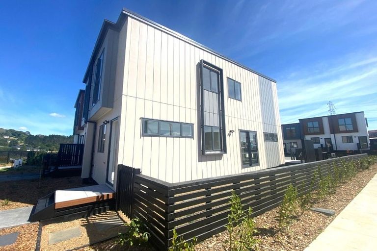 Photo of property in 8 Bugle Road, Totara Park, Auckland, 2019