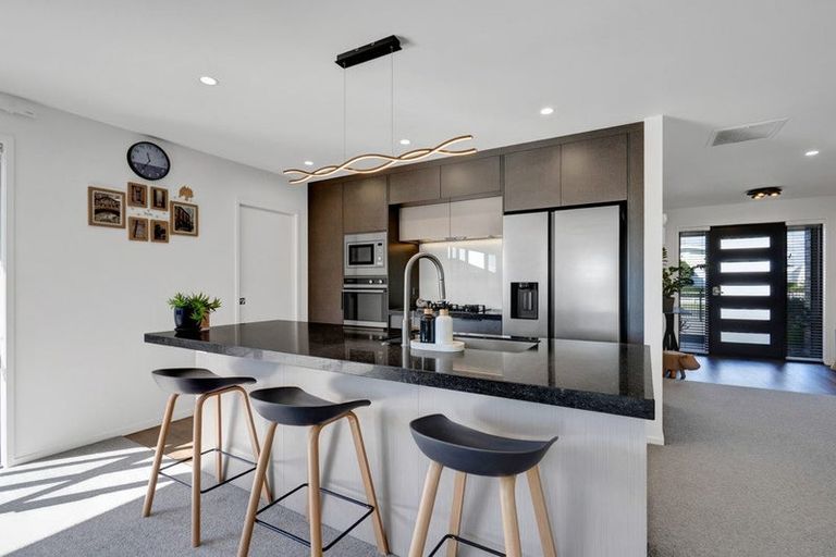 Photo of property in 17 Longstaff Drive, Bell Block, New Plymouth, 4312