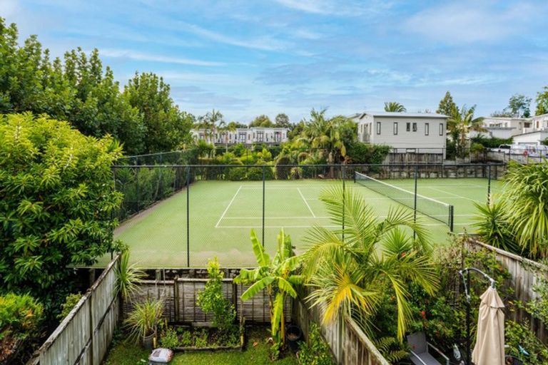 Photo of property in The Grange, 46/92 Bush Road, Albany, Auckland, 0632