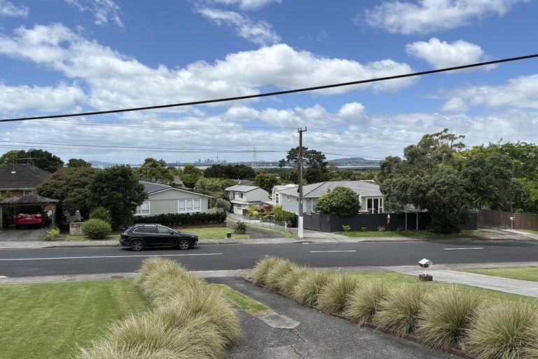 Photo of property in 54 Jaemont Avenue, Te Atatu South, Auckland, 0610