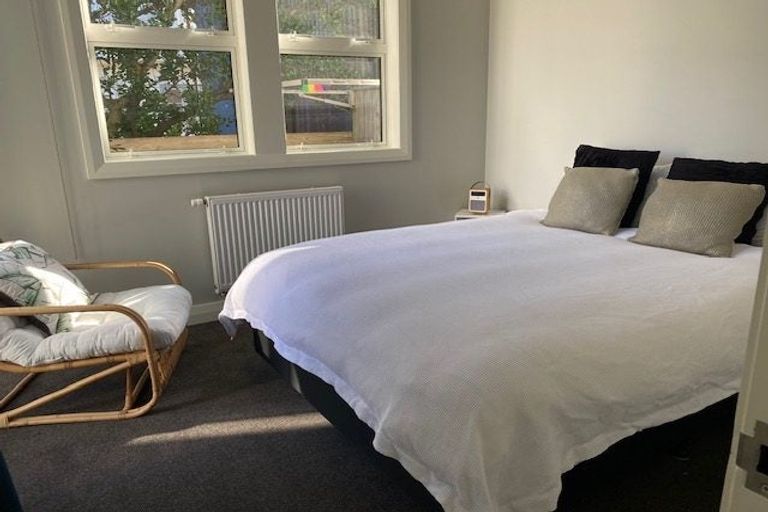 Photo of property in 20c Reef Street, Island Bay, Wellington, 6023