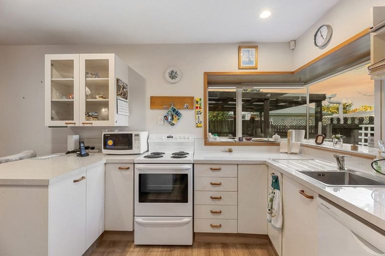 Photo of property in 31 Charlesworth Street, Woolston, Christchurch, 8023