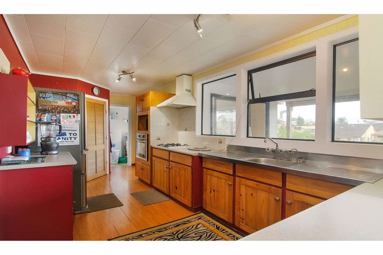 Photo of property in 33 Metcalfe Road, Ranui, Auckland, 0612
