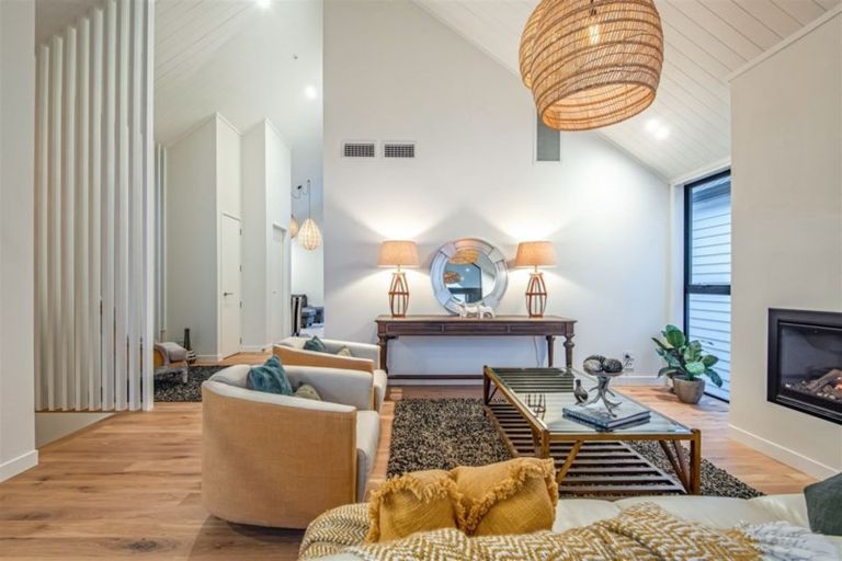 Photo of property in 13 Sunderland Avenue, Hobsonville, Auckland, 0616