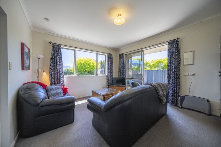 Photo of property in 40 Pukutahi Drive, Te Anau, 9600