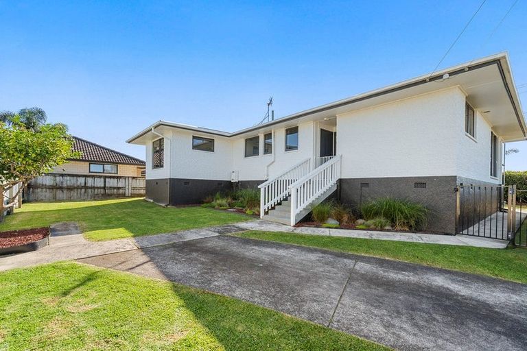 Photo of property in 196 Ngatai Road, Otumoetai, Tauranga, 3110
