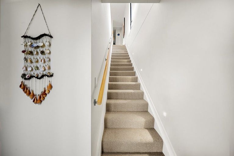 Photo of property in 36 Robertson Street, Raglan, 3225