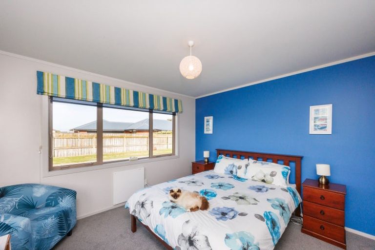 Photo of property in 3 Forbes Road, Foxton Beach, Foxton, 4815