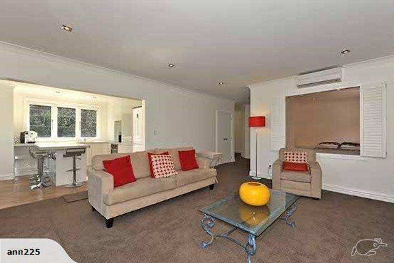 Photo of property in 2b Wilkinson Street, Oriental Bay, Wellington, 6011