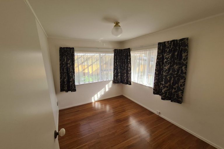 Photo of property in 29 Petrel Place, Massey, Auckland, 0614