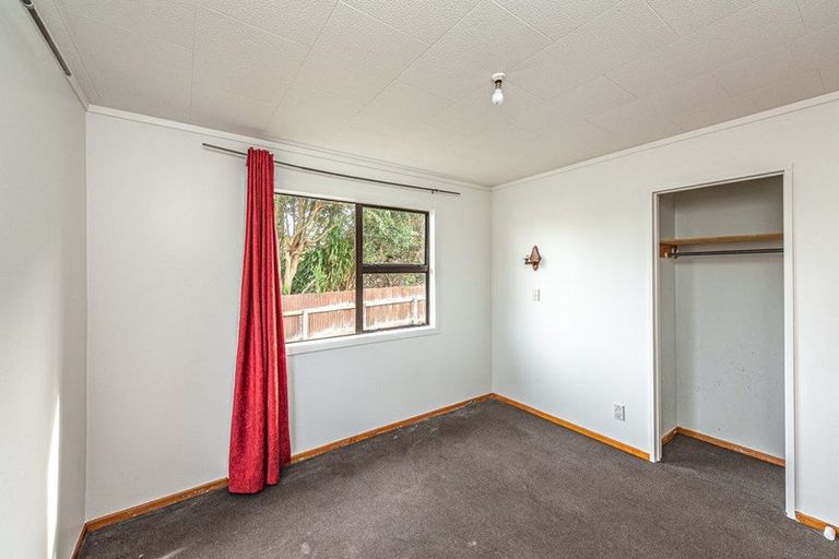 Photo of property in 19 Tongariro Street, Castlecliff, Whanganui, 4501