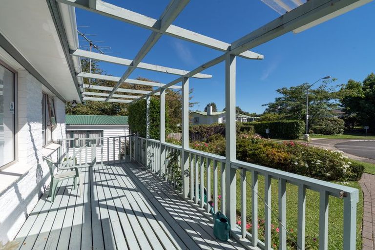 Photo of property in 10 Minerva Place, Sunnybrook, Rotorua, 3015