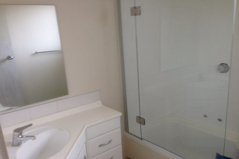 Photo of property in 27 Hansons Lane, Upper Riccarton, Christchurch, 8041